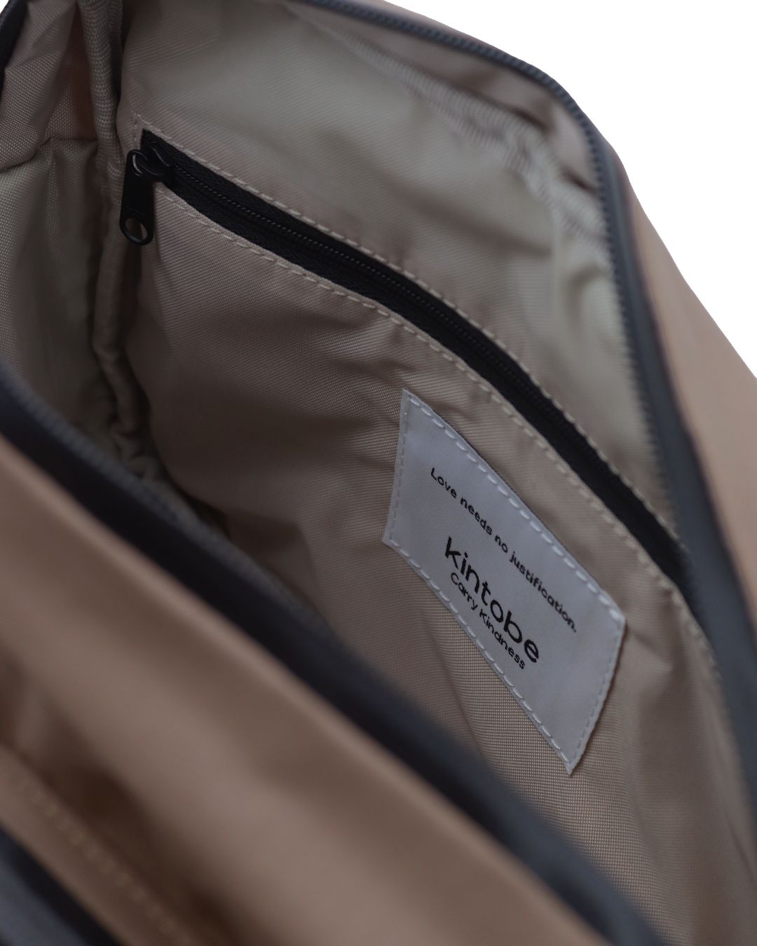 Kintobe MILES Crossbody taske - Scandi Taupe